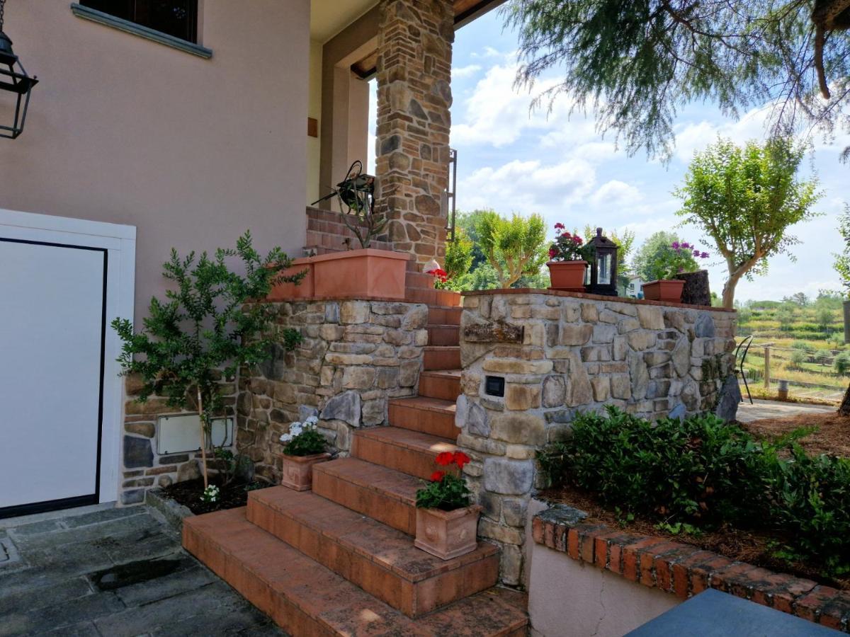 B&B Podere Montese 빌라프랑카 인 루니지아나 외부 사진