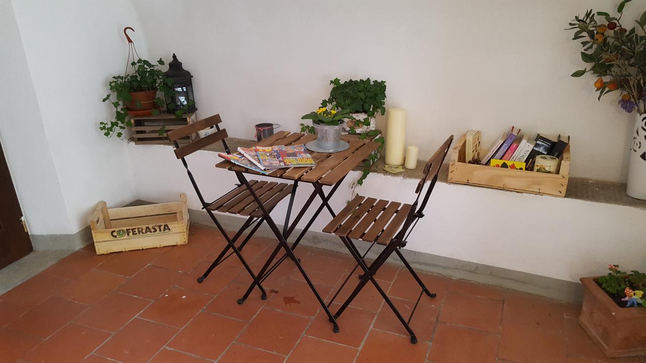 B&B Podere Montese 빌라프랑카 인 루니지아나 외부 사진
