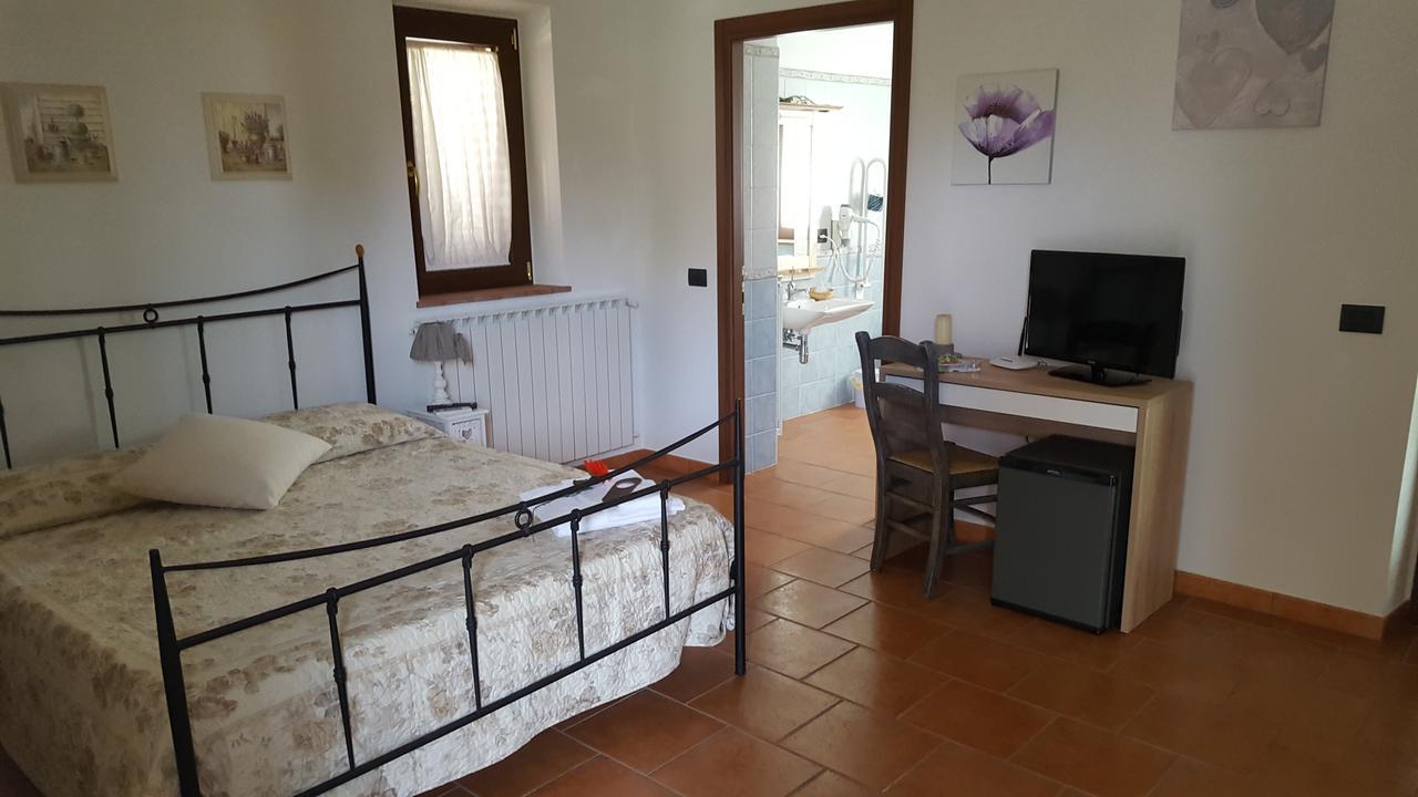 B&B Podere Montese 빌라프랑카 인 루니지아나 외부 사진